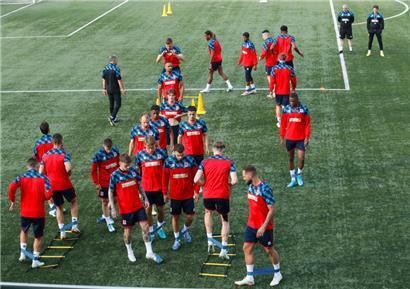 Den „Roten Löwen“ stehen 2022 noch vier Länderspiele bevor
