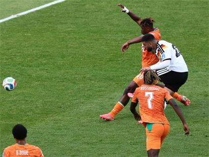 Deniz Undav erzielt das entscheidende 2:1 Tor für Deutschland gegen Ecuador im Fußballspiel