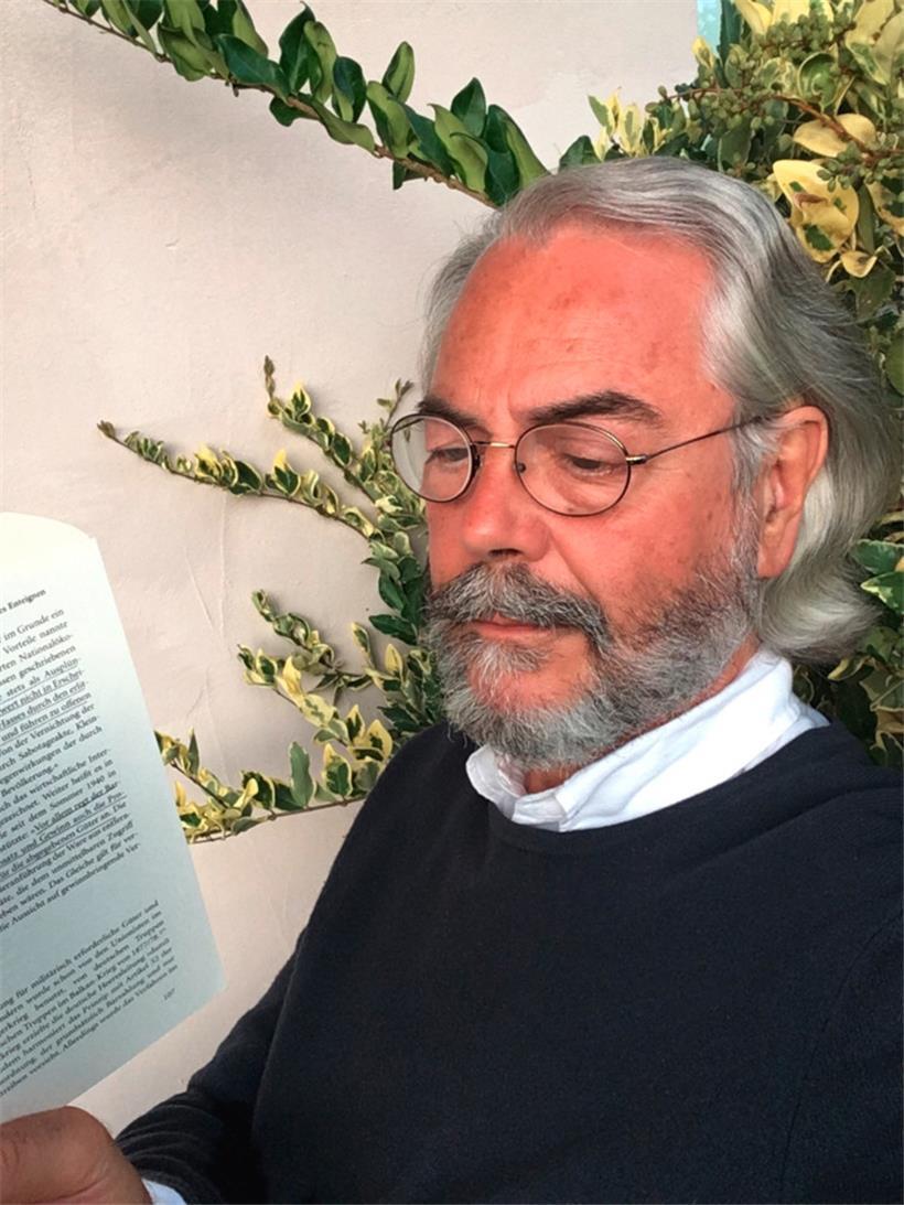 Depuis de nombreuses années, Mil Lorang est un contributeur externe du Tageblatt sur des sujets historiques, sociétaux et politiques. Il est l’auteur du livre „L’ombre de la Shoah sur le Luxembourg“.
