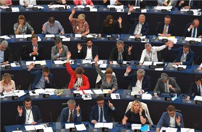 Der Abstimmungsplan der EU-Parlamentarier wurde gestern verkürzt und wichtige Entscheidungen zur EU-Klimapolitik vertagt
