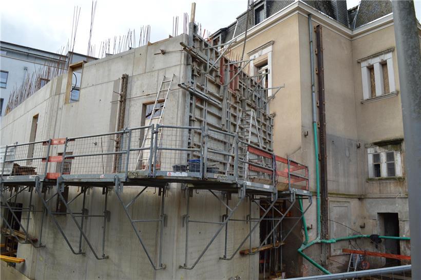 Das Stadtarchiv nimmt langsam Form an Anbau und Unterbau an Villa mit Leseräumen, Büros, Bibliothek, Lager, Quarantäneraum und 90 m² großem Archivraum unterirdisch