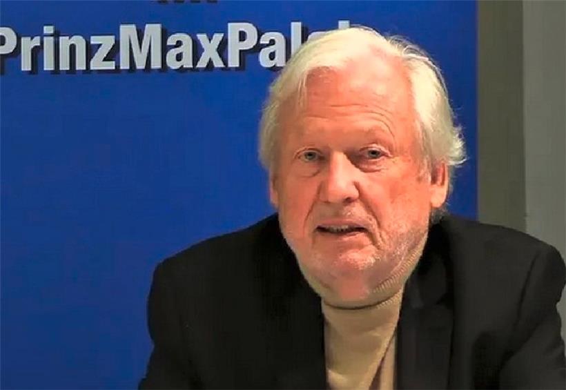 Der Autor und Literaturwissenschaftler Jan Knopf
