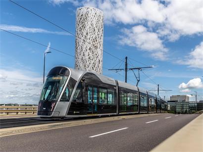 Baustart der neuen Südverbindung im ersten Halbjahr 2028 mit Baggern und Bauarbeiten am Straßenbauprojekt