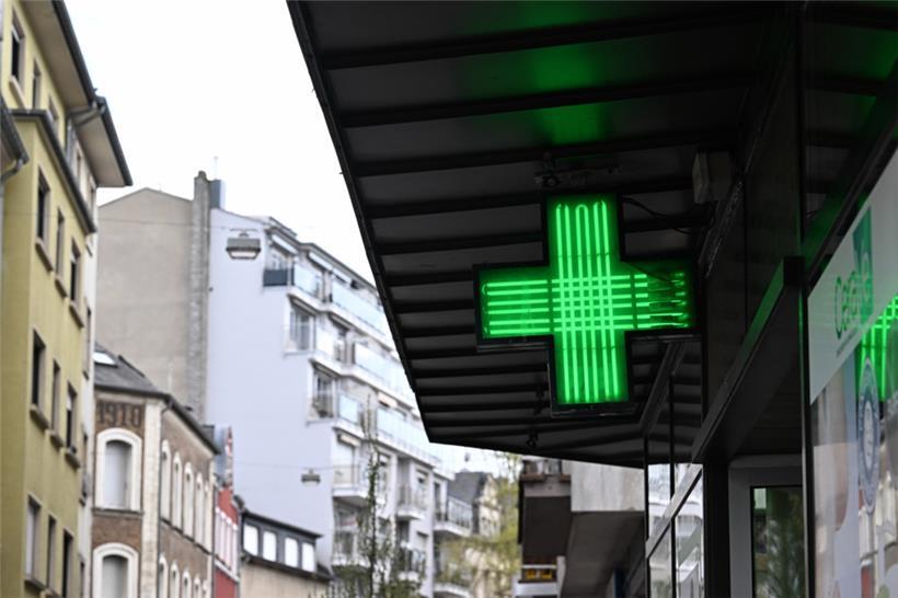 Der „Conseil Supérieur des Maladies Infectieuses“ empfiehlt hoch dosierte Grippeimpfstoffe für Senioren. Luxemburgs Apotheker kritisieren, dass ihnen die Maßnahme erst spät mitgeteilt wurde und sie nicht darauf vorbereitet sind. 
