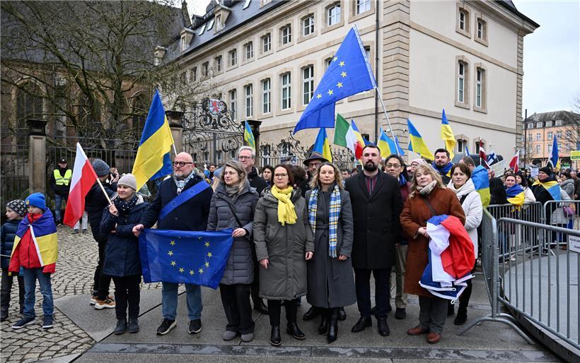 Demonstrationszug von LUkraine und Europäischer Kommission am Place de Clairefontaine in Luxemburg für Solidarität mit Ukraine