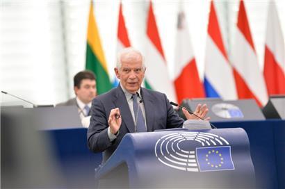Der EU-Außenbeauftragte Josep Borrell dämpfte die Erwartungen der EU-Parlamentarier, was die Nutzung russischer Gelder für die Hilfe an die Ukraine anbelangt
