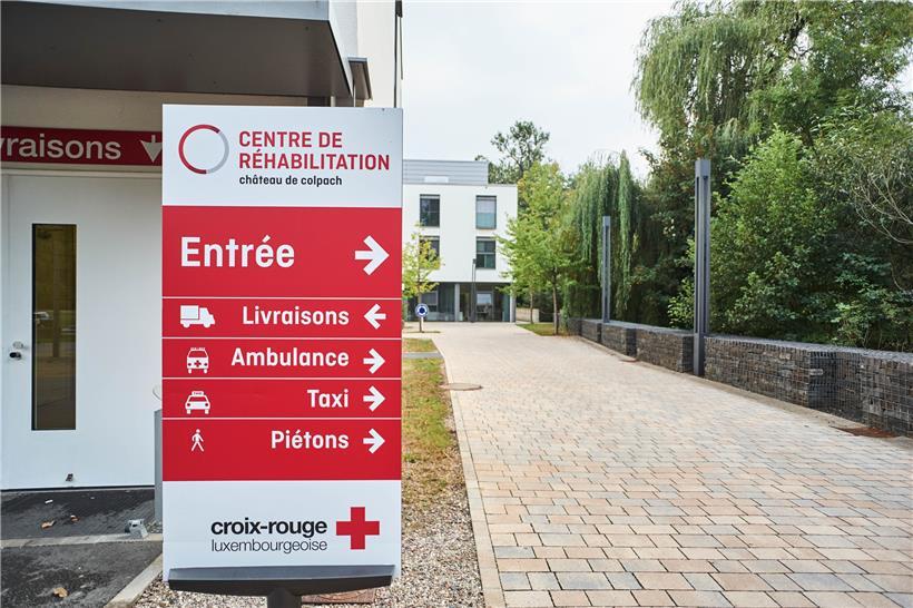 Der Eingang zum Rehazentrum Schloss Colpach. Während der ersten Pandemie-Welle empfing das Zentrum Covid-positiv getestete Patienten.
