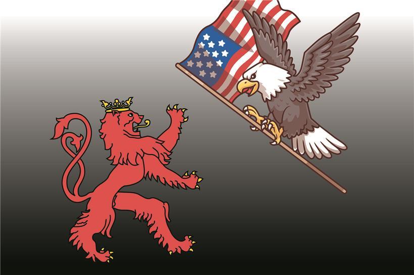 Finanzplatz Luxemburg Erfolg durch Amerikanisierung der globalen Finanzwelt symbolisiert durch moderne Skyline und Finanzgrafiken