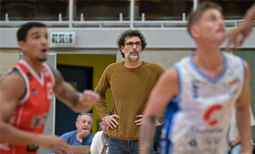 Der Escher Trainer Franck Mériguet will das Minette-Derby gewinnen
