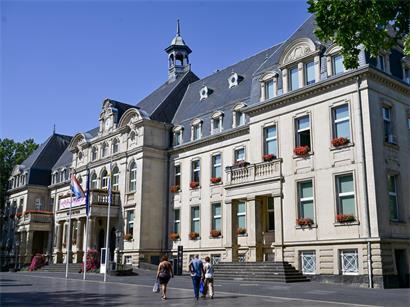Der Gemeinderat diskutierte am Freitagmorgen über die Gefahr von Rissen durch trockene Böden