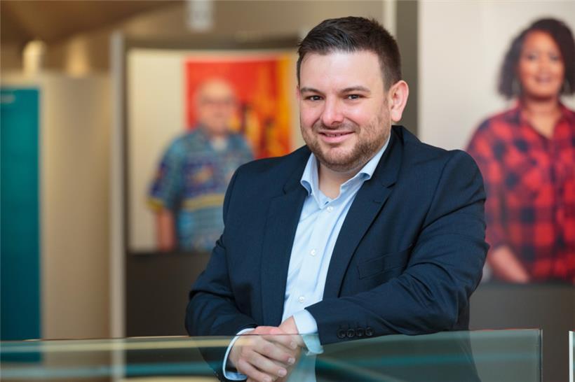 Der Historiker Régis Moes, Kurator der Ausstellung 2022 im MNAHA
