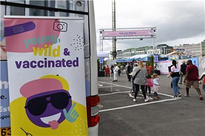 Der Impfbus der „Santé“ hat auch auf dem Jahrmarkt „Fun um Glacis“ Halt gemacht
