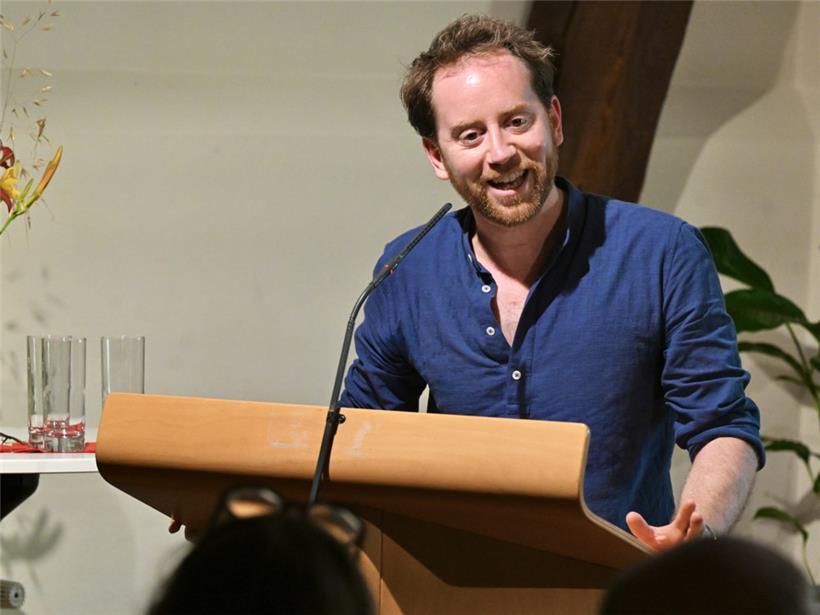 Der Juryvorsitzende Sébastian Thiltges erklärte die Wahl
