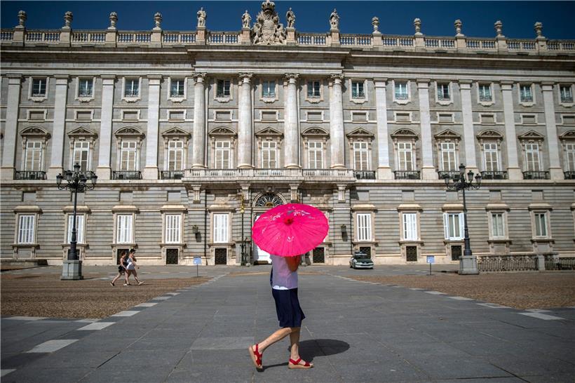 Der Königspalast in Madrid: Die Hitzewelle hat Spanien erreicht 
