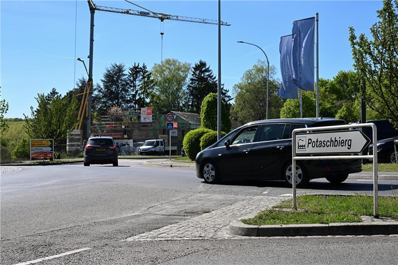 Kreisverkehr Potaschberg mit hohem Verkehrsaufkommen und möglicher Kapazitätsgrenze bei starkem Verkehr