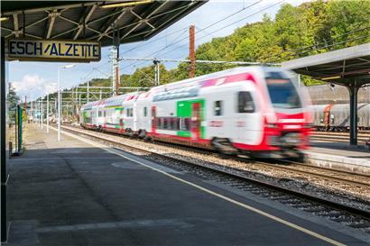 Der Landesverband fordert einen Ausbau des Bahnangebots
