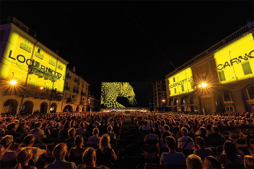 Der Leopard geht um: Auf der Piazza Grande in Locarno kommen Fans der Filmkunst zum 79. Mal zusammen