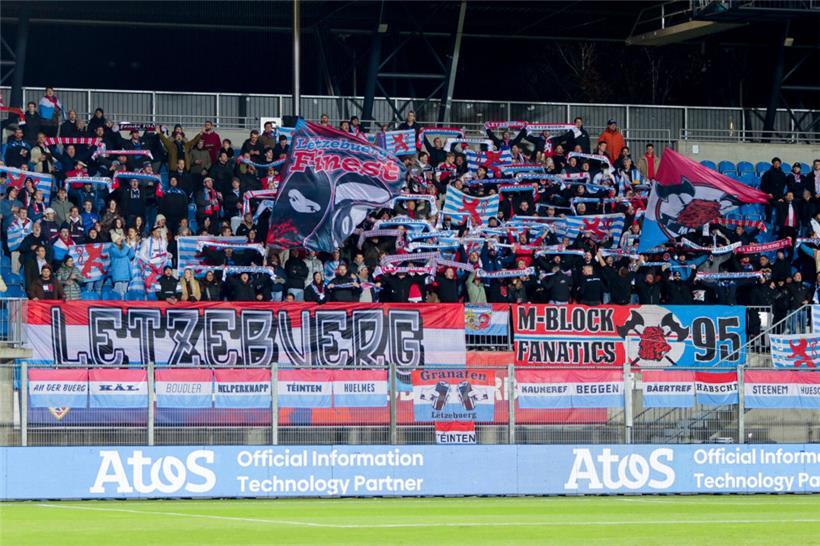 Der Luxemburger Fanblock am Sonntag beim Länderspiel der FLF-Auswahl gegen Liechtenstein
