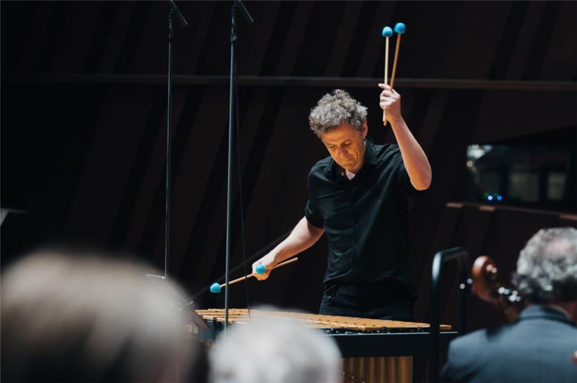 Der Luxemburger Pascal Schumacher beim Konzert in der Philharmonie
