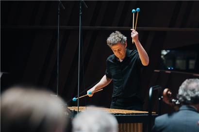 Der Luxemburger Pascal Schumacher beim Konzert in der Philharmonie
