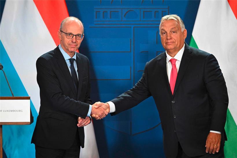 Der Luxemburger Premierminister soll einen Vorschlag Ungarns unterstützt haben, den russischen Oligarchen Fridman von der Sanktionsliste zu streichen. Dieser hatte Luxemburg auf Schadensersatz verklagt.
