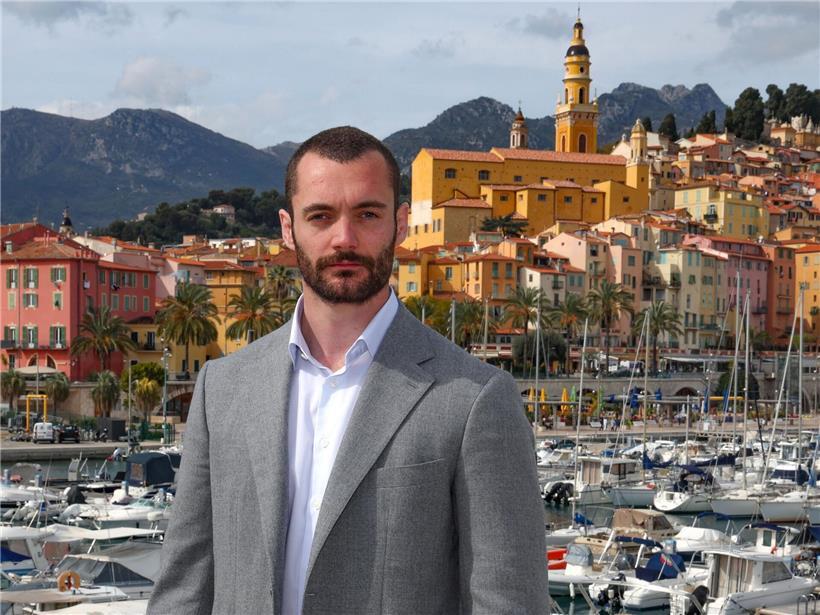 Louis Sarkozy, Napoleon- und Trump-Fan, spricht bei Wahlkampfveranstaltung in Menton, Südost-Frankreich