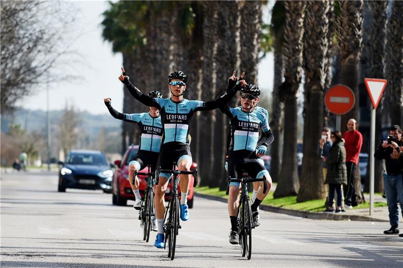 Der Niederländer Jan Maas konnte während der Vorbereitung des Teams ein internationales Rennen auf Mallorca gewinnen. Die luxemburgische Mannschaft Leopard Pro Cycling belegte die ersten vier Plätze. 
