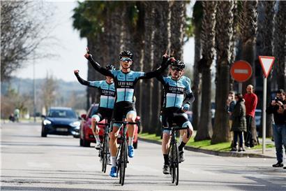 Der Niederländer Jan Maas konnte während der Vorbereitung des Teams ein internationales Rennen auf Mallorca gewinnen. Die luxemburgische Mannschaft Leopard Pro Cycling belegte die ersten vier Plätze. 
