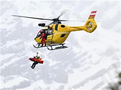 Fredrik Möller beim Sturz im ersten Abfahrstraining der Ski-Weltmeisterschaft in Norwegen