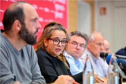 Der OGBL sei bereit, sich zu wehren, kündigt Präsidentin Nora Back auf der Pressekonferenz des Nationalkomitees an
