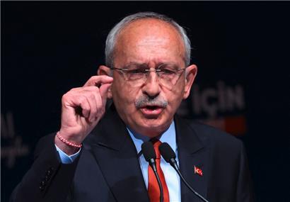 Der Oppositionsführer Kemal Kilicdaroglu schlägt vor der Stichwahl schärfere Töne an
