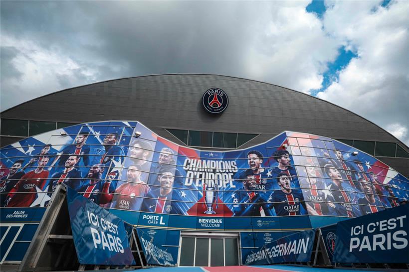 Der „Parc des princes“ am Tag nach dem gewonnenen Champions-League-Finale des PSG
