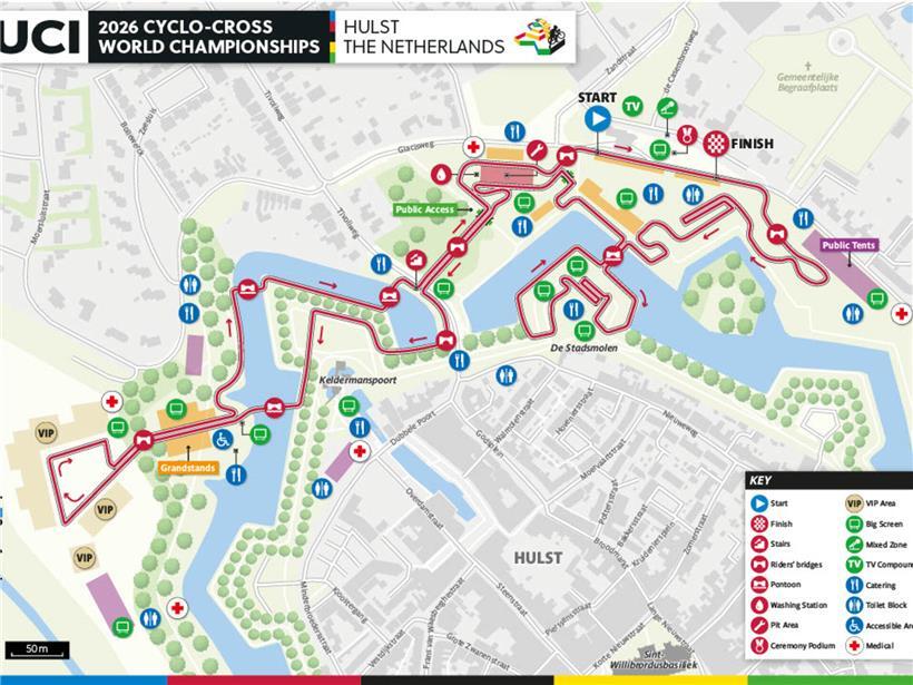 Parcours in Hulst mit Hindernissen und Naturlandschaft für Outdoor-Sport und Fitnesstraining