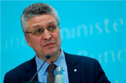 Der Präsident des Robert-Koch-Instituts, Lothar H. Wieler, auf einer Pressekonferenz mit dem deutschen Gesundheitsministerium über das Coronavirus
