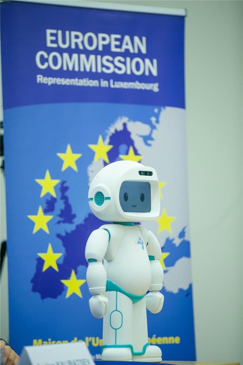 Der QTrobot wurde von der luxemburgischen Firma „LuxAI“ entwickelt und soll Kindern mit besonderen Bedürfnissen, beispielsweise mit Autismus, notwendige Kompetenzen vermitteln
