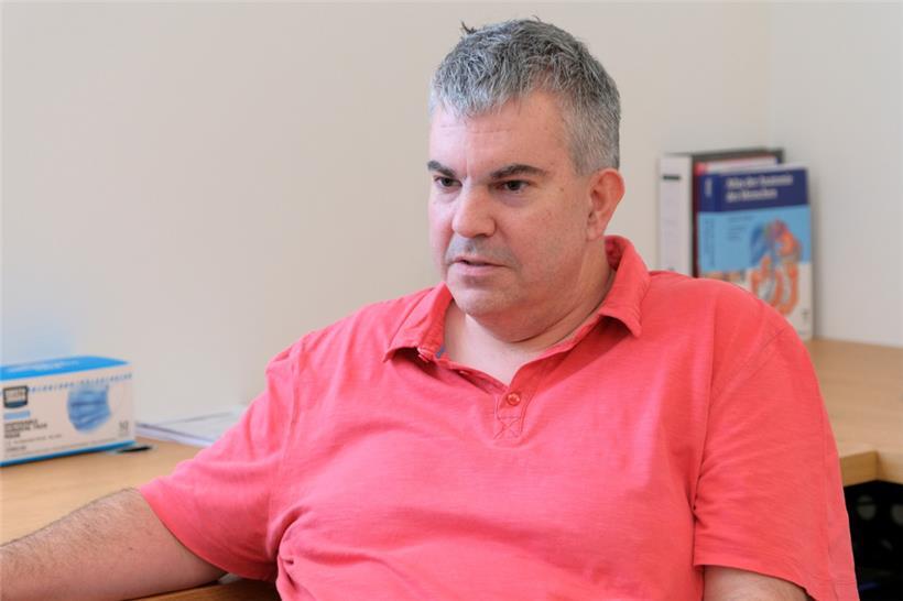 Der Radiologe Frédéric Hencks: Nach dem Medizinstudium hat der gebürtige Luxembu...