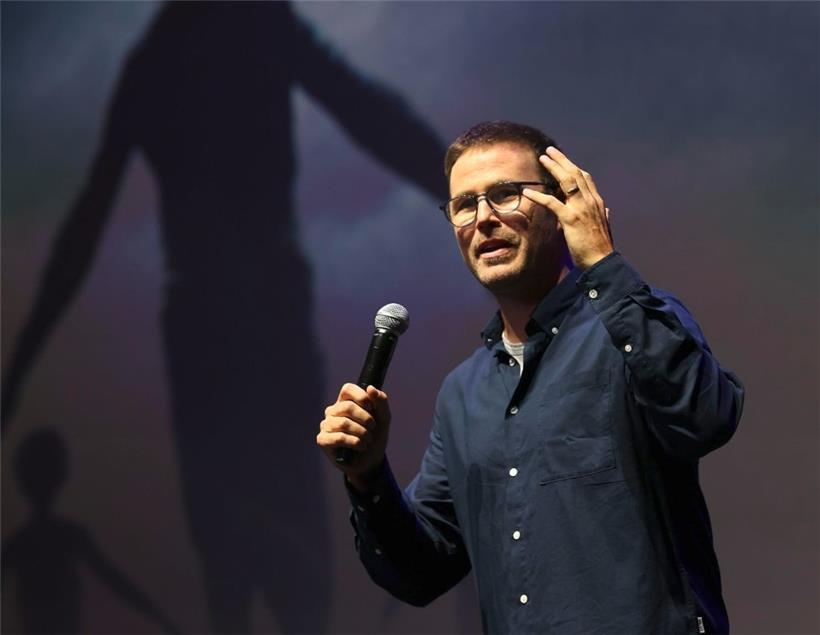 Der Regisseur Zach Cregger
