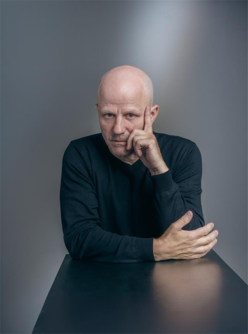 Der Regisseur hinter „Die Ermittlung“: RP Kahl
