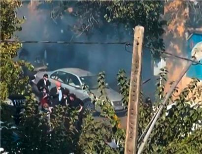 Der Screenshot zeigt iranische Anwälte bei ihrer Flucht vor der Polizei
