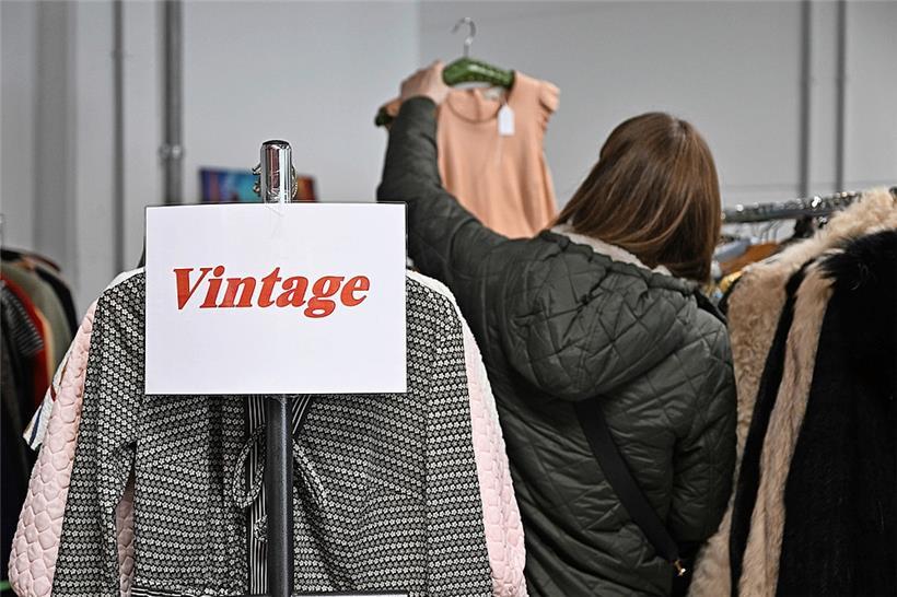 Der Secondhand-Laden „Vintage Mo(o)d“ steht jedem offen