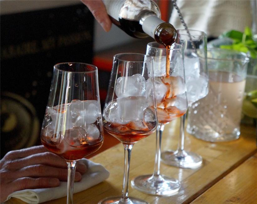 Der Sommer kann kommen: „Poll on Ice“ als erfrischender, eisgekühlter Cocktail
