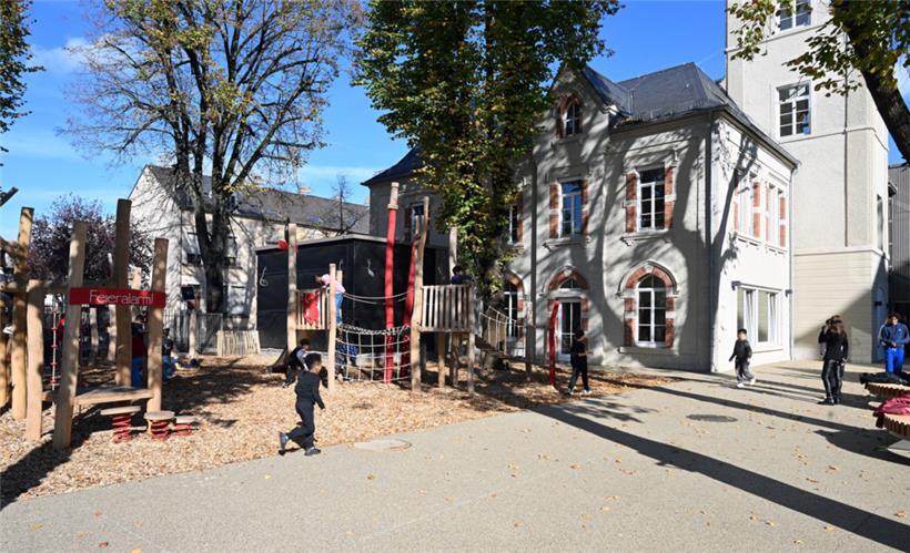 Der Spielplatz „Bei de Pompjeeën“ ist den Kindern der „Maison relais“ vorbehalten
