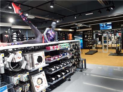 Decathlon Sportdiscounter Eröffnung in Trier mit vielfältigem Sportartikelangebot und günstigen Preisen