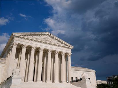 Supreme Court Gebäude in Washington D.C., Sitz des Obersten Gerichtshofs der USA mit klassischer Säulenfassade