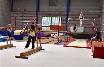 Der Turnsaal in der Lallinger Sporthalle
