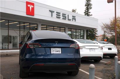 Der US-Elektroauto-Konzern steht in hartem Wettbewerb mit dem chinesischen Konkurrenten BYD
