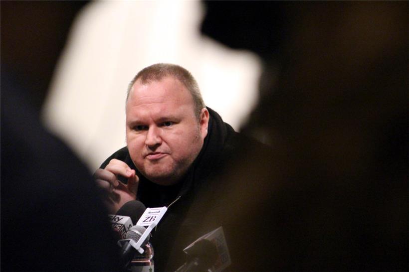 Der Unternehmer Kim Dotcom bei einer Pressekonferenz im Jahr 2013
