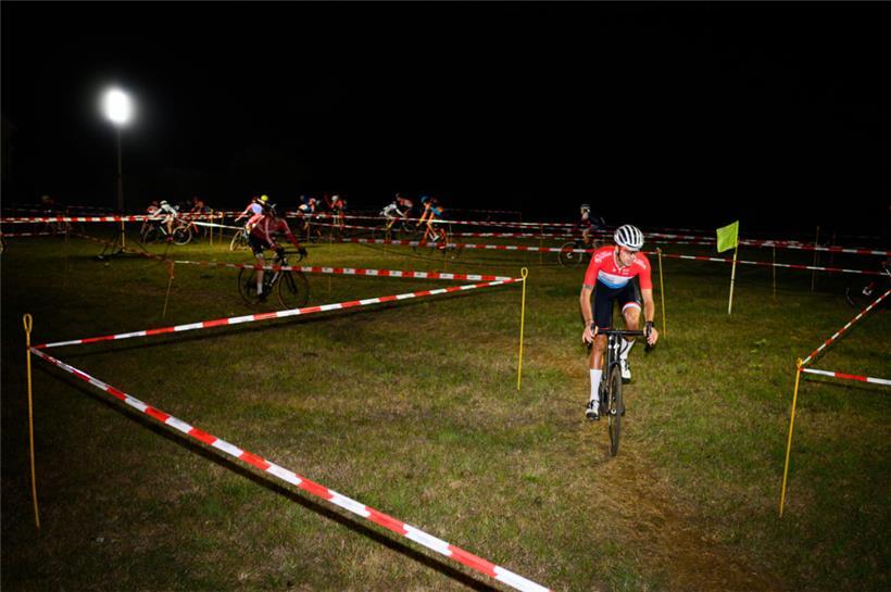 Der Urban Night Cross bietet jährlich spektakuläre Bilder 
