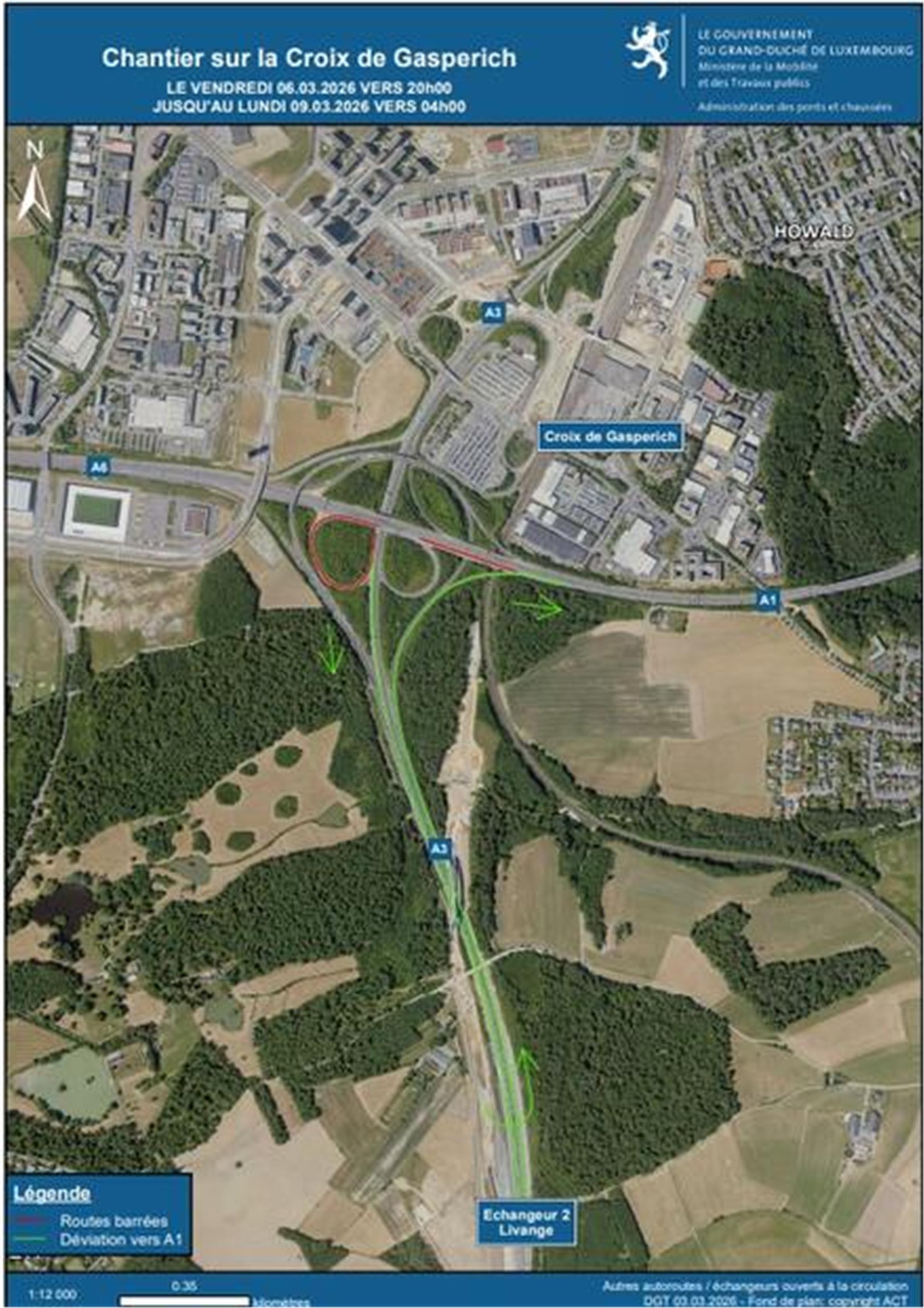 Verkehrsumleitung am Gaspericher Kreuz mit klaren Fahrbahnmarkierungen und Umleitungsschildern bei Tageslicht