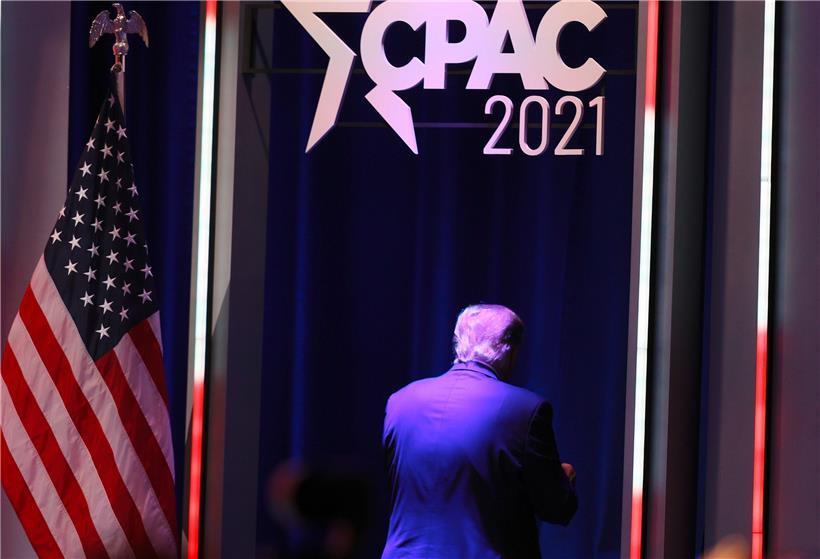 Der Verlierer der US-Präsidentschaftswahl 2020 kann seiner Basis immer noch jede Lüge auftischen: Sie lieben ihn
